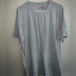 Nike Yoga Men’s Dri-Fit Tee in Large